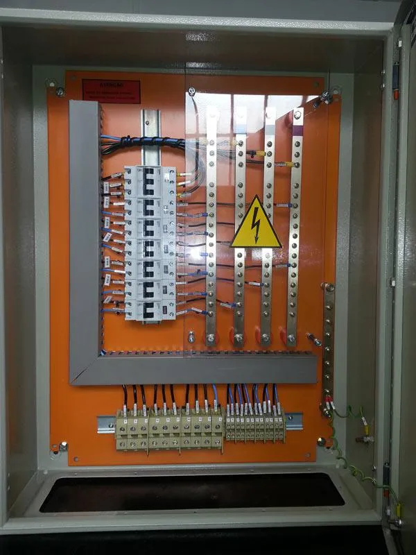 Quadros de Distribuição de Energia para Instalações Industriais