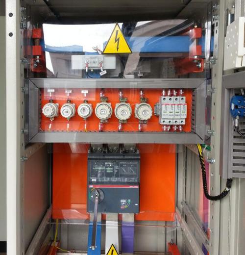 Painéis Elétricos de Distribuição Painéis Elétricos de Distribuição