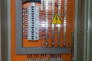 Quadros de Distribuição de Energia